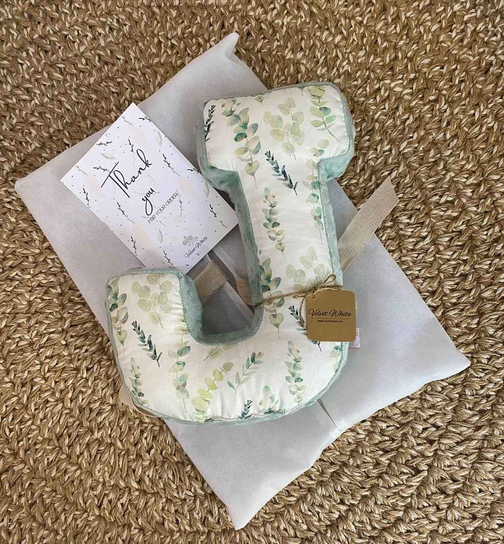 Floral Letter Pillow (Pattern – eucalyptus style)