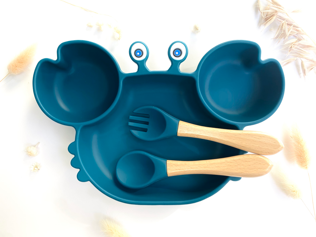 Crab-shaped meal set+cutlery for children